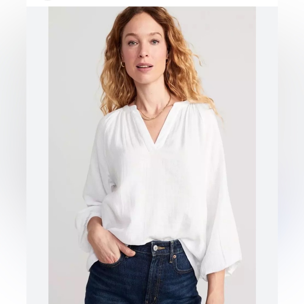 Gauzy Crinkle Cotton Split V Blouse